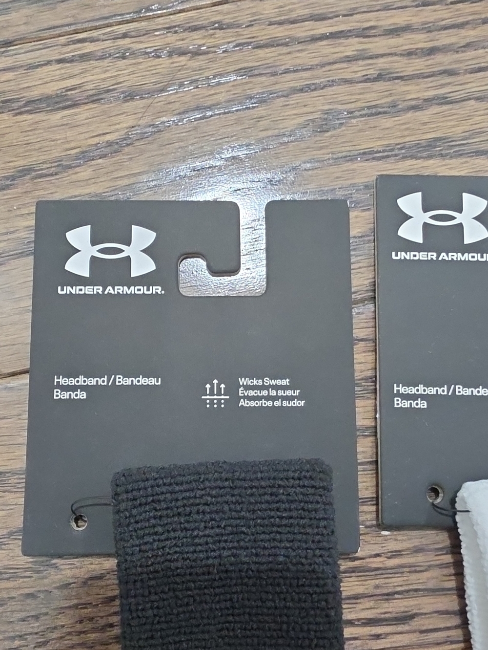 NWT Under Armour Headband Black & White Headbands - Picture 3 of 4